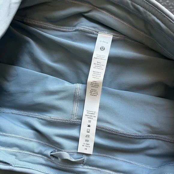 Lululemon Pace Rival Skirt in Chambray Size 6 Regular - Picture 6 of 8